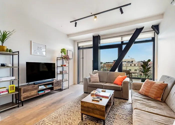 Modern Living In Prime Location