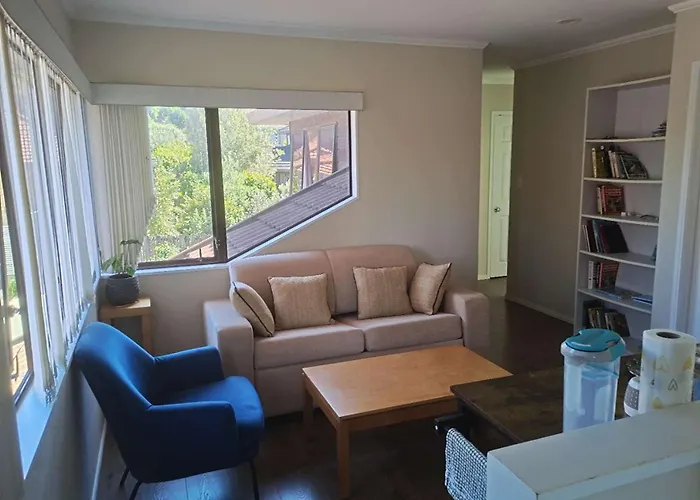 Cozy Half Moon Bay Homestay