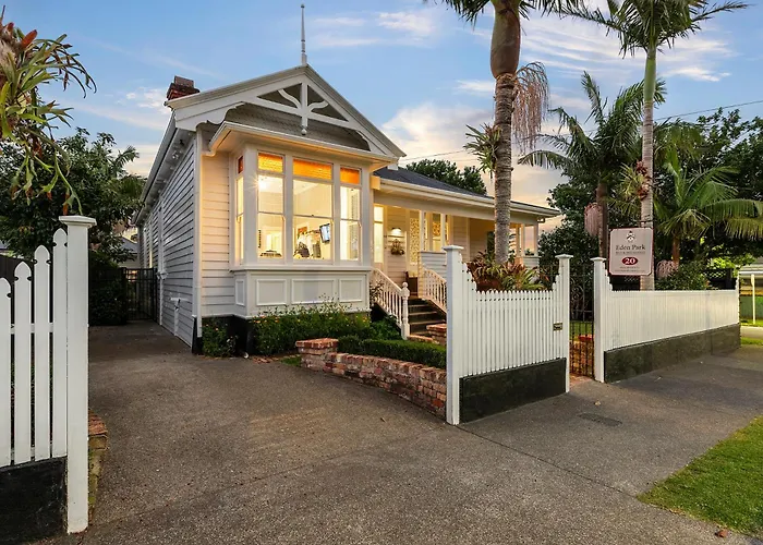 Eden Park Bed And Breakfast Inn