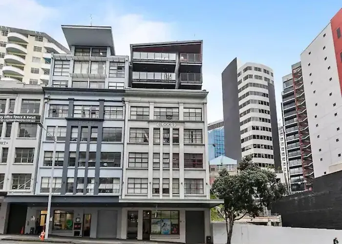 Superb One Bedroom Apartment Near Britomart