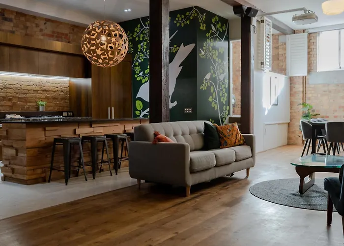 New York Loft Style Apartment Near Victoria Park And Cbd