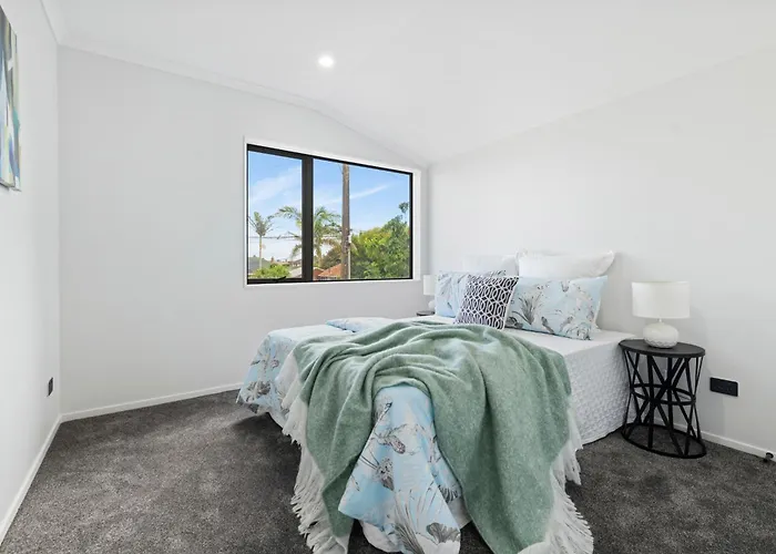 Holiday Home Or Short Term Rental In Papatoetoe