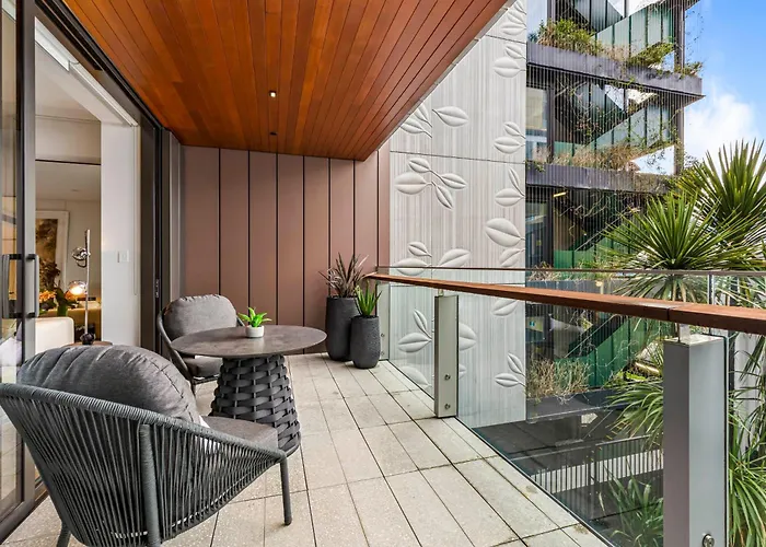 Elegant 1-Bd Wynyard Quarter With Carpark