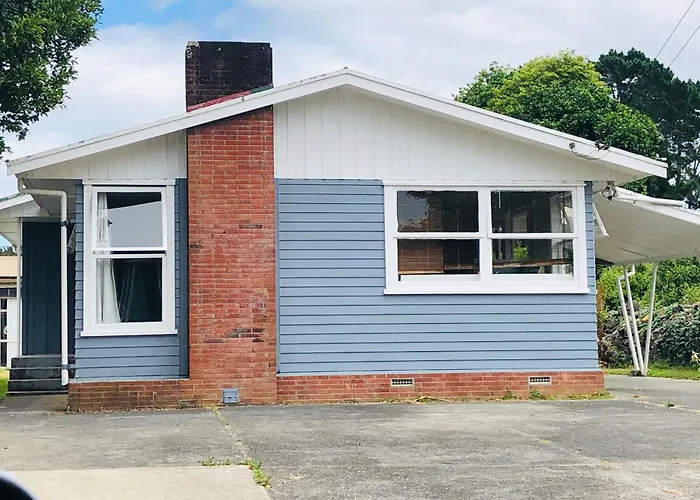 3 Bedroom House A, 30 Laurel St, Mt Albert, Auckland