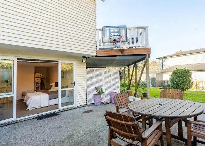 Private Studio Close To City