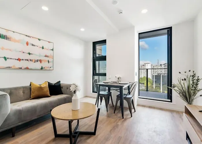 Studio Apartment In Akl Cbd