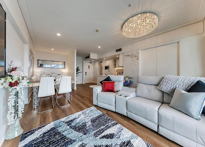 Viaduct Victory Sub Penthouse