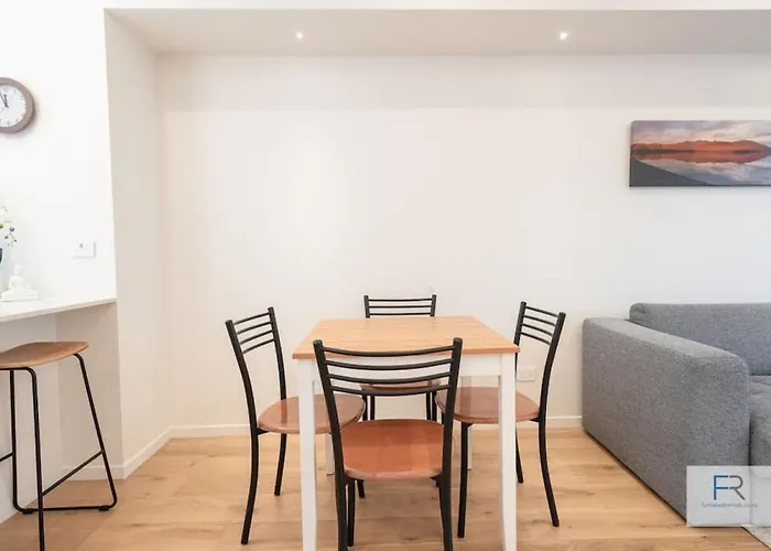 Premier Epsom Townhouse