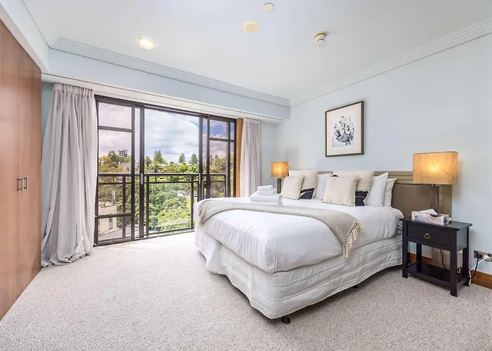 Heart Of Auckland 1Br Gem With Pool And Gym Access