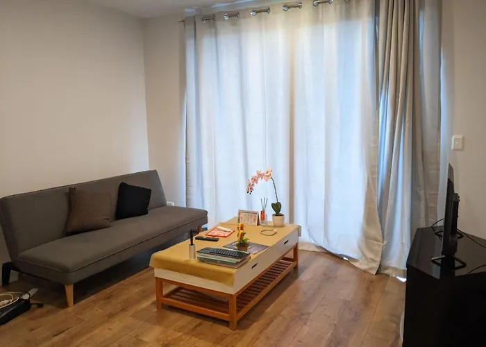 Double Bedroom In Cozy Apartment, Homely Space