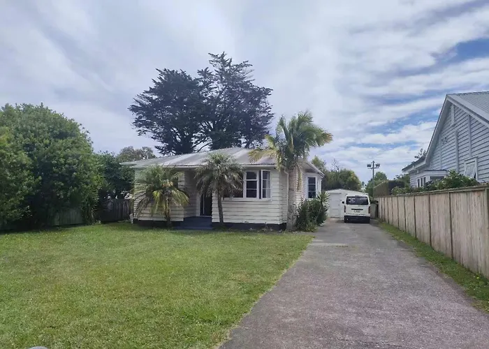 3 Bedroom Serviced House