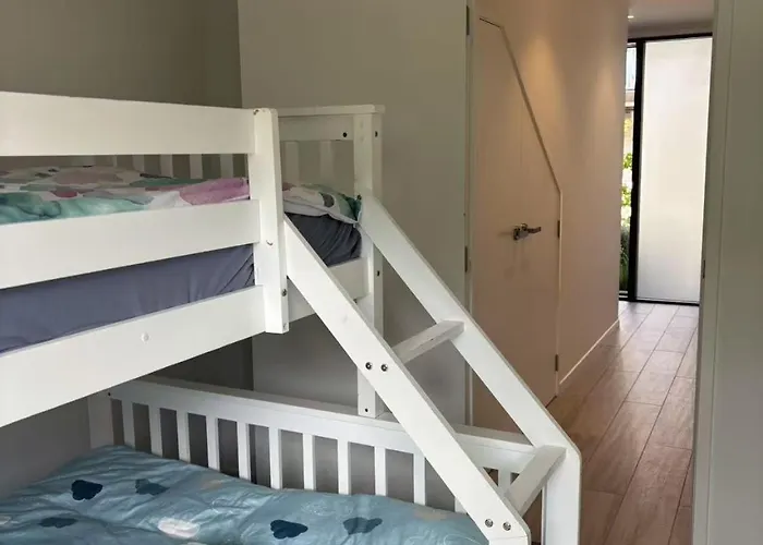 Epsom Tidy House