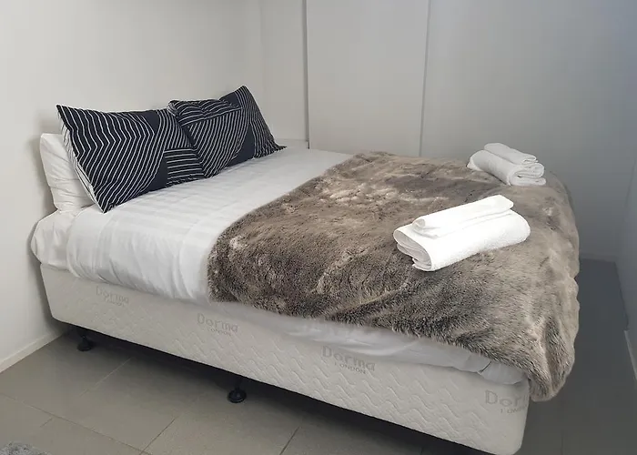 Budget Studio In Kingsland