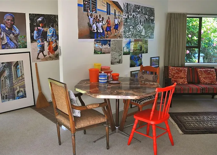 Art Bnb Devonport