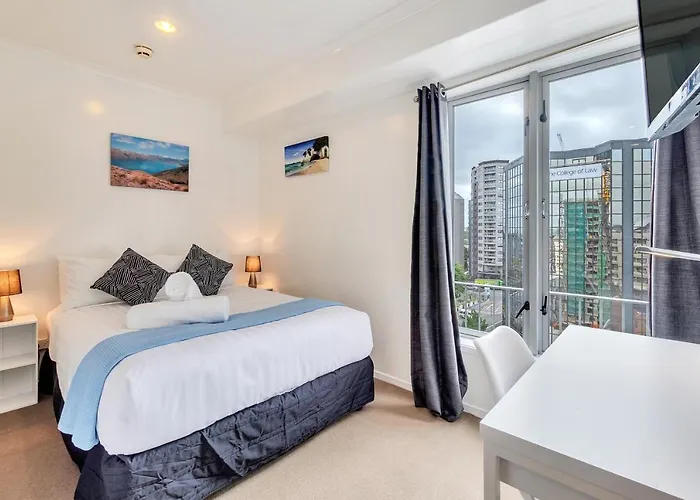 Cute Studio In The City With A Desk L Free Wifi
