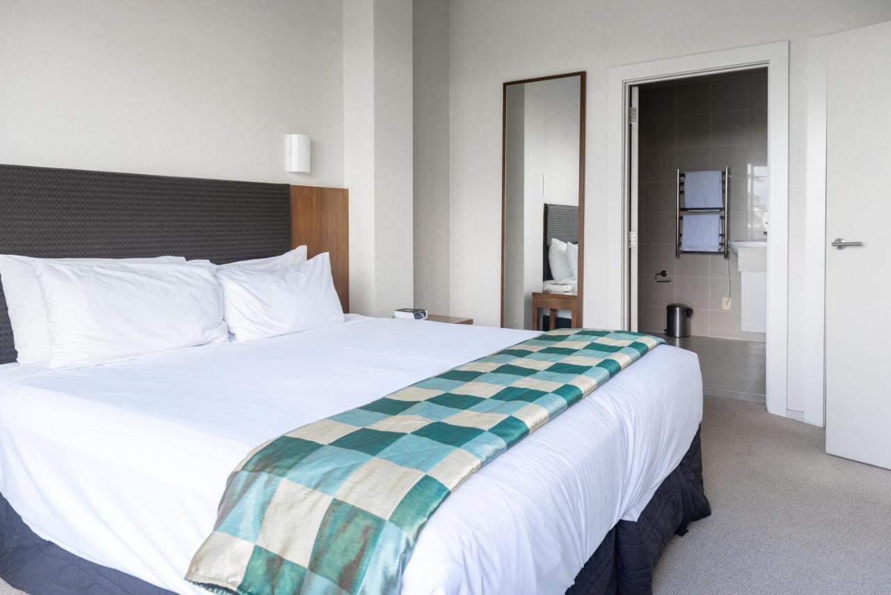 Ocean Breeze Hotel Auckland