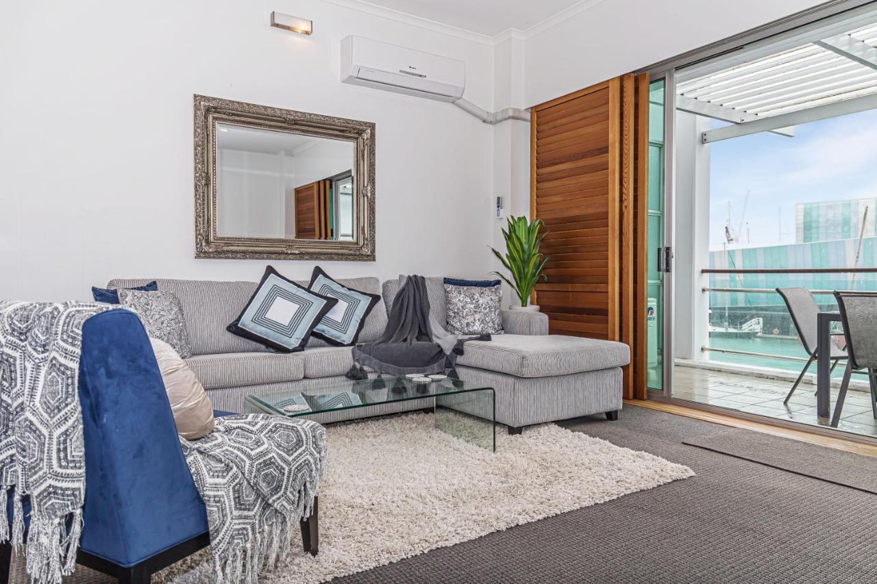 Apartment Princes Wharf - Absolute Waterfront & Great Views