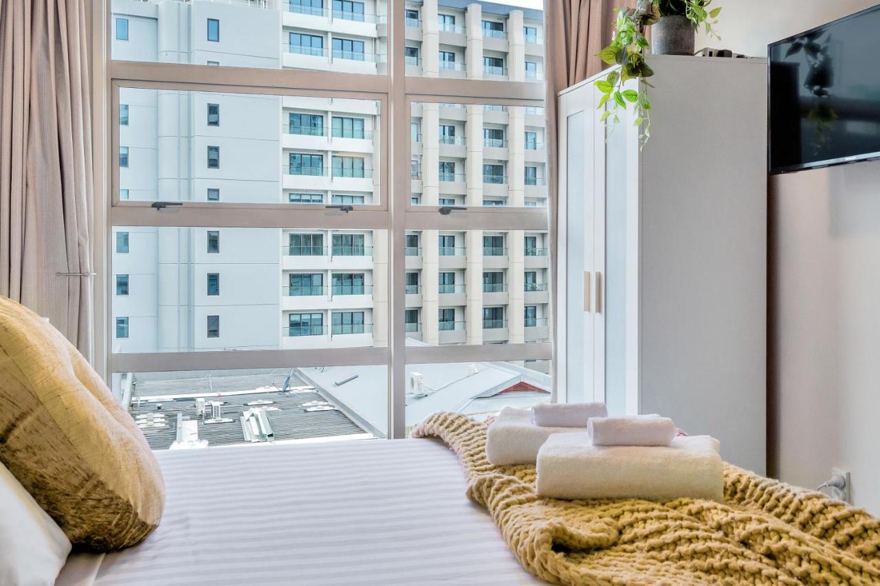 Cosy At The Cambridge With Wi-fi And Netflix Apartment
