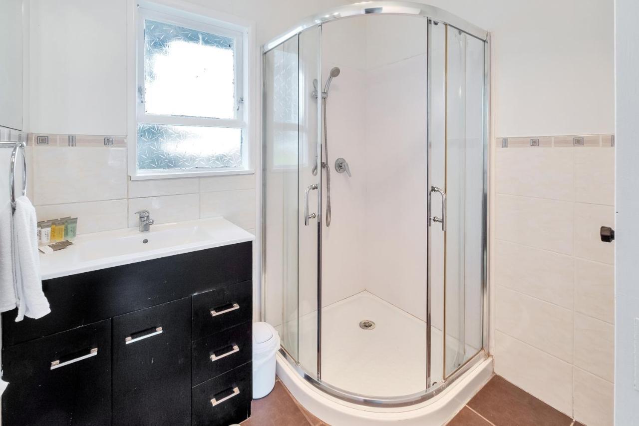 Spacious 3br Nr Middlemore & Airport W Free Netflix Casa de férias