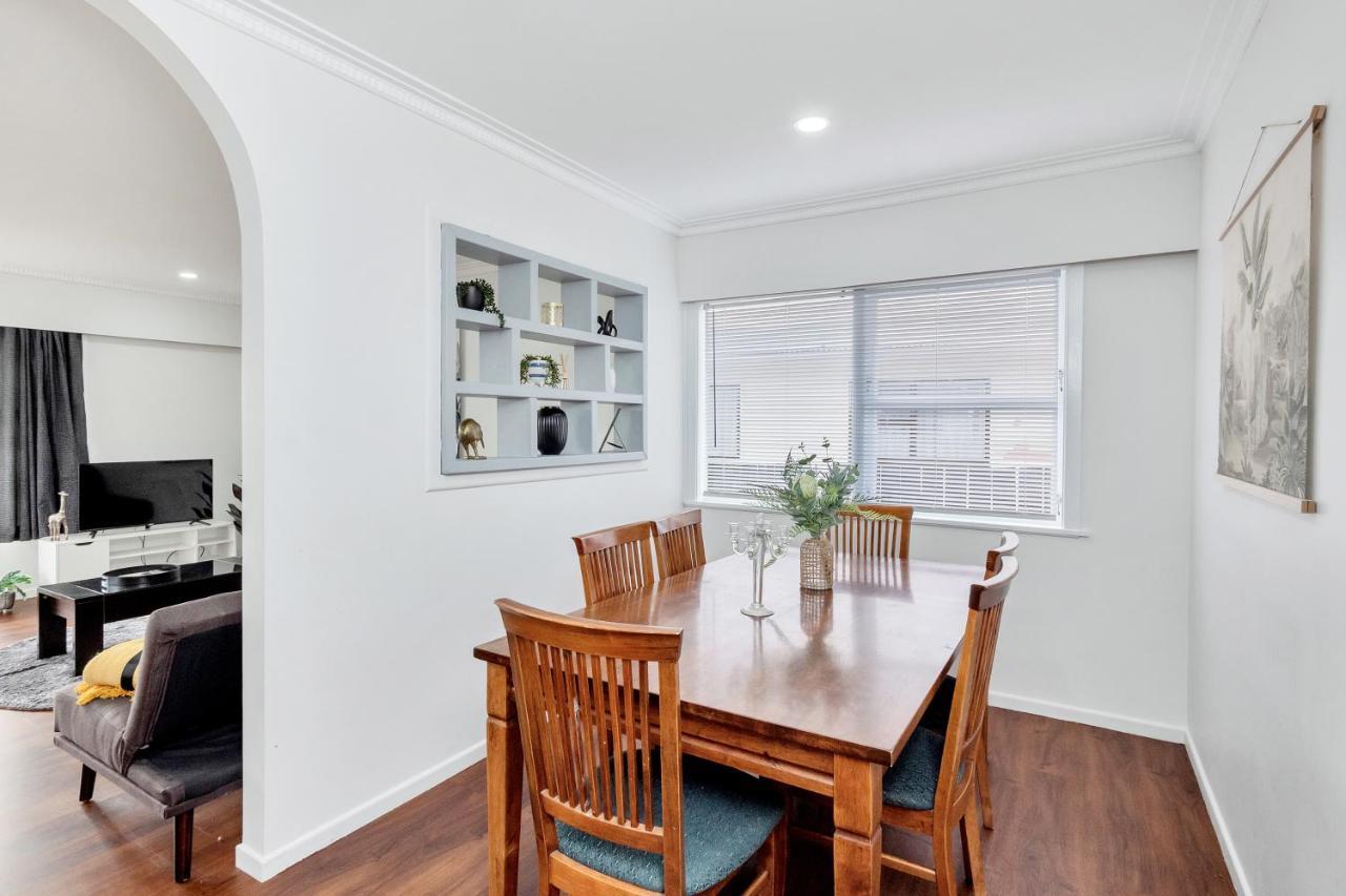 Casa de férias Spacious 3br Nr Middlemore & Airport W Free Netflix Auckland