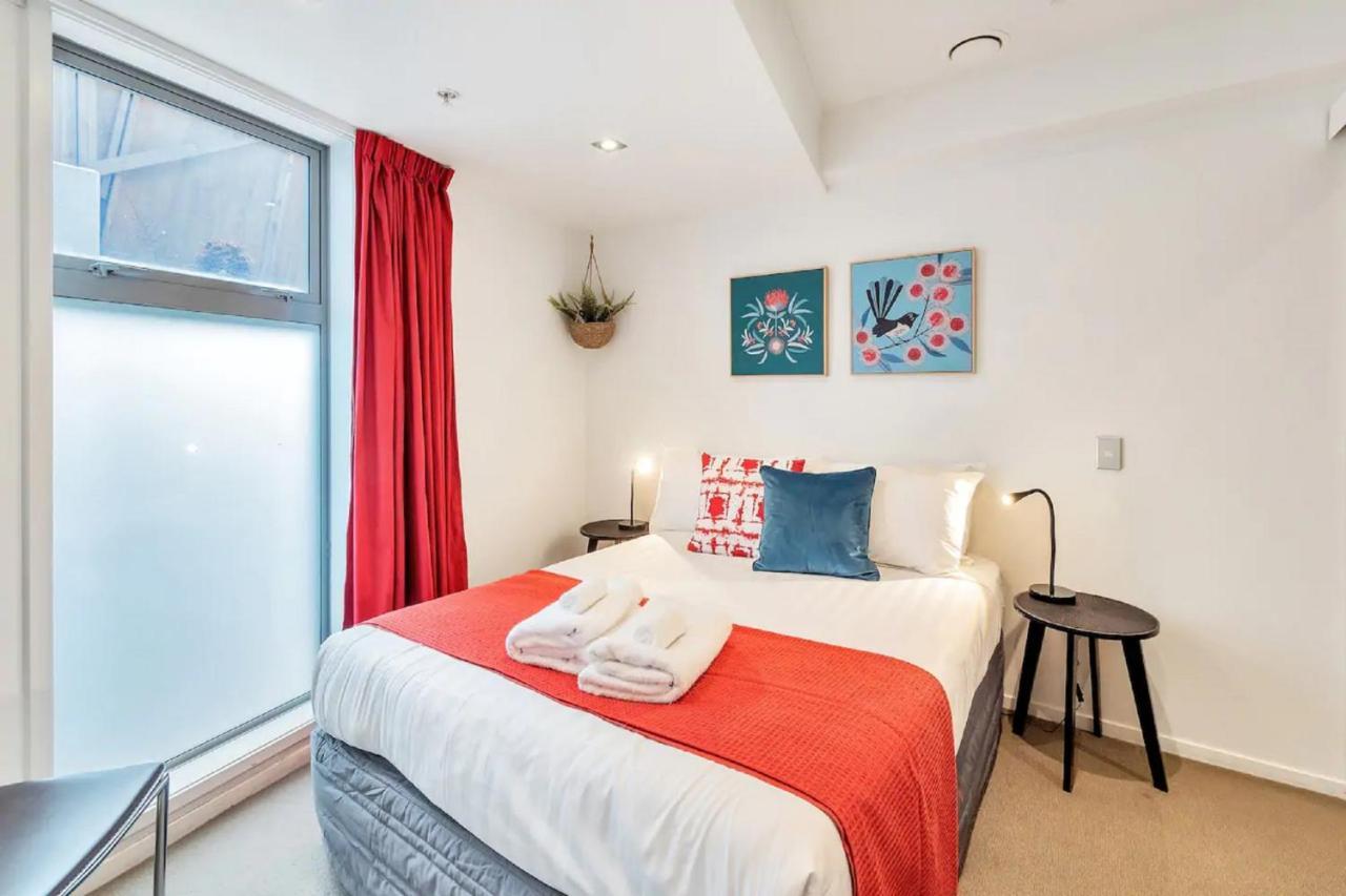 Metro Living Near Skytower And Parking * Auckland