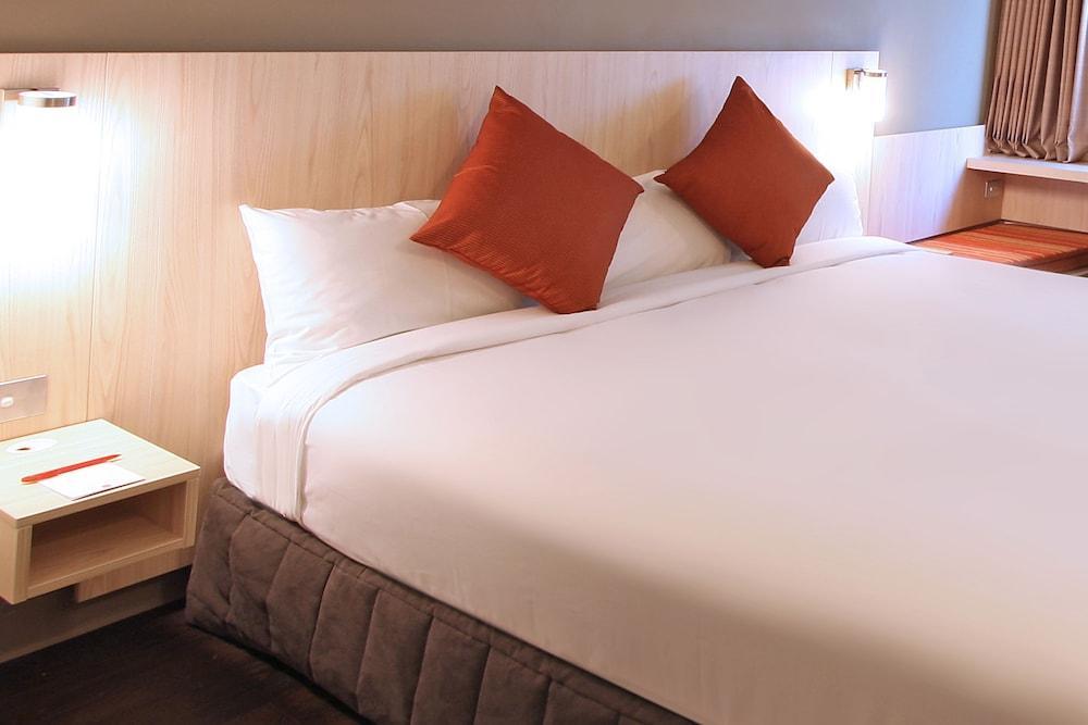 Ibis Ellerslie 3*