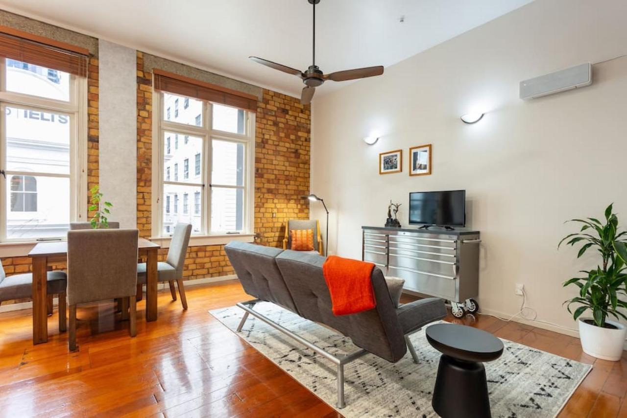 Characterful Loft On Lorne Street