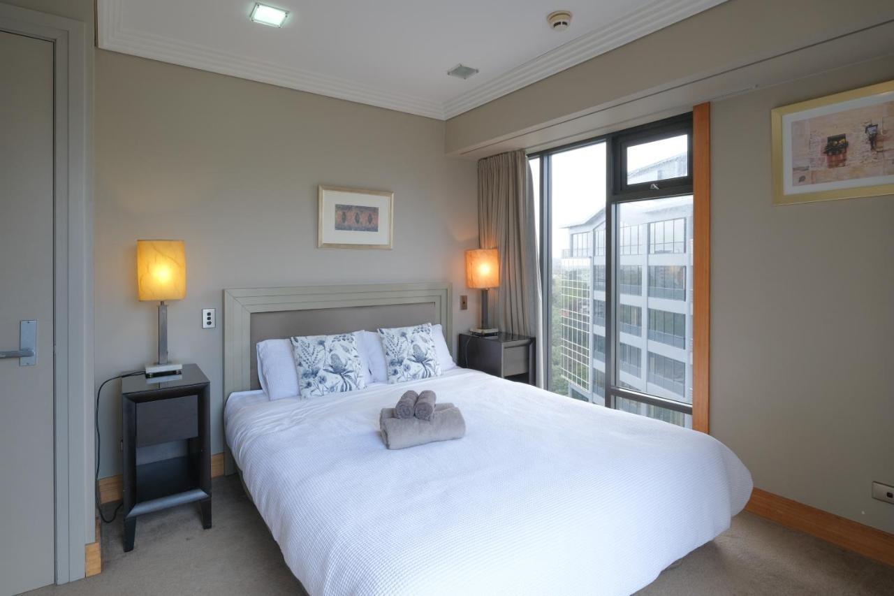 Skytower View 2 Bedroom In Metropolis Apartment