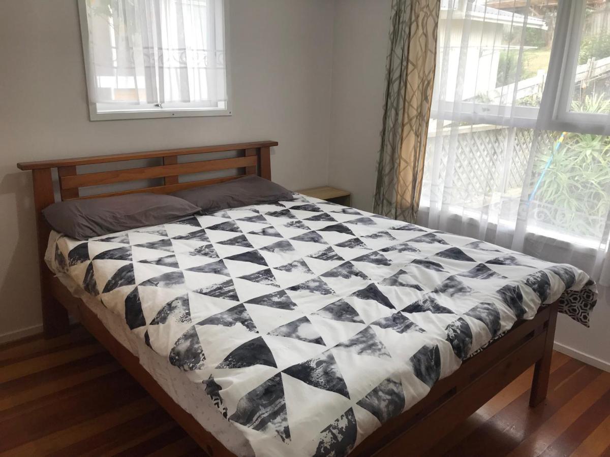 Accommodation In A Large Home Heart Of Auckland City And Airport Auckland