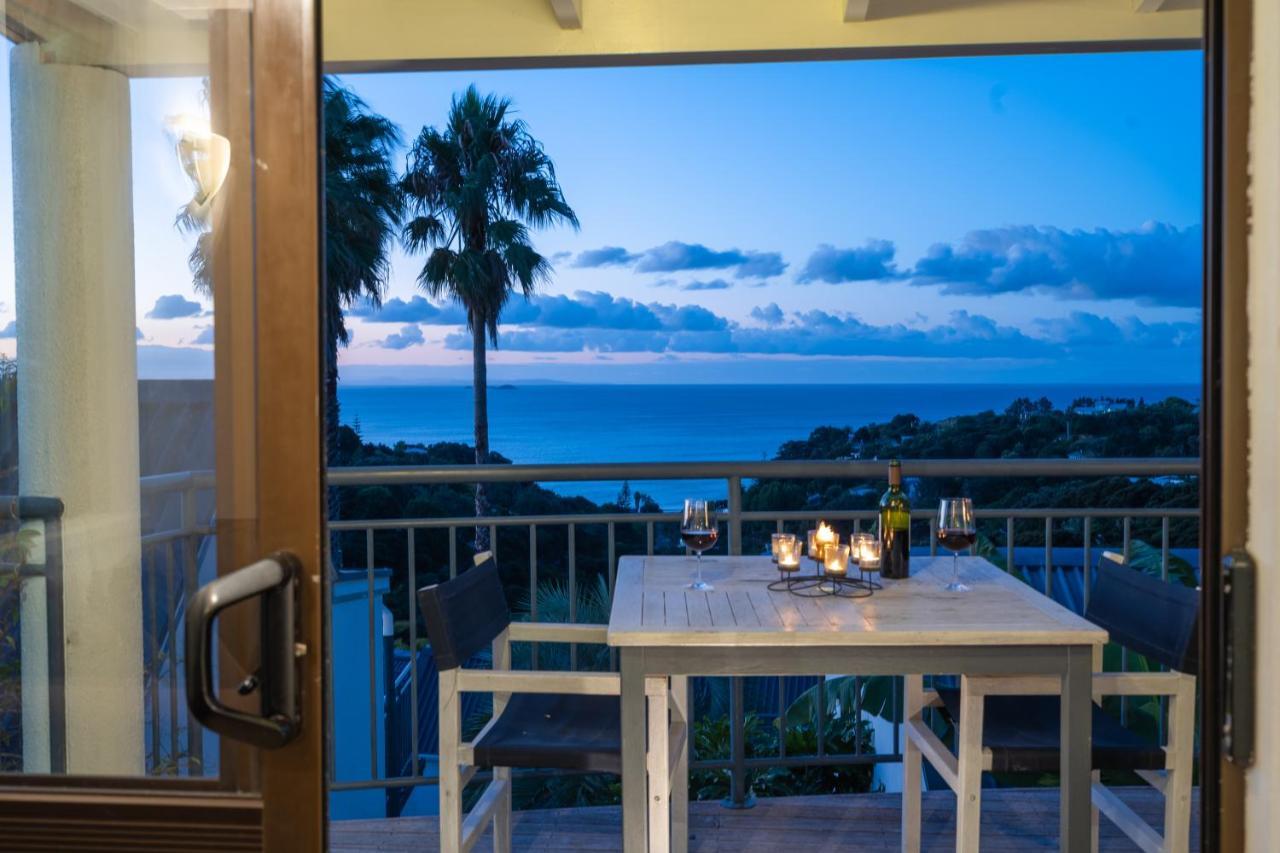 Palm Beach With Fantastic Views And Private Pool, Wifi, Sky Tv, Dble Sky And Possibly A Car! Villa Auckland