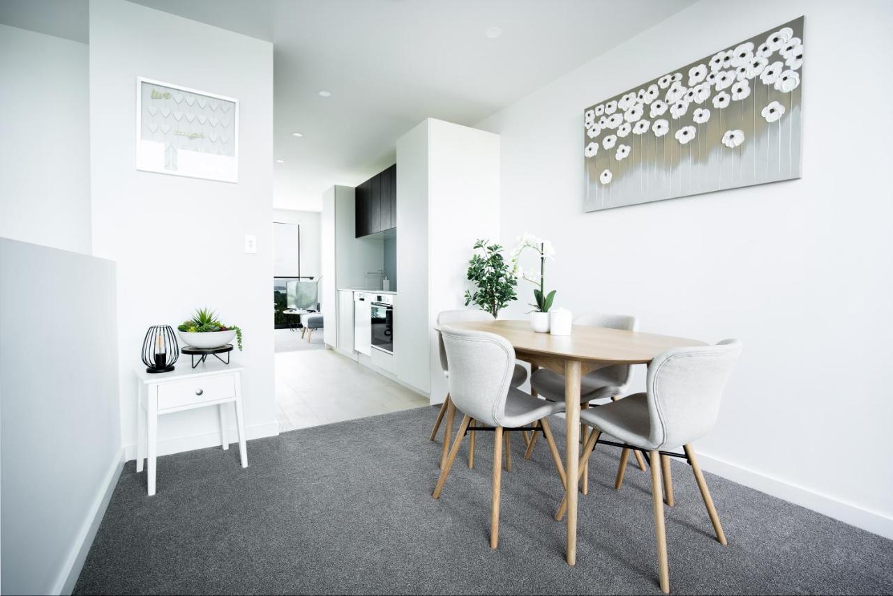 Chelseabay Modern Apartment