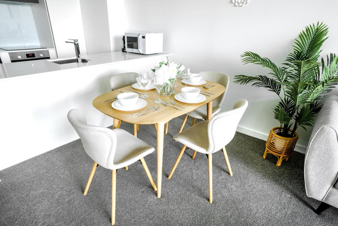 Chelseabay Modern Apartment