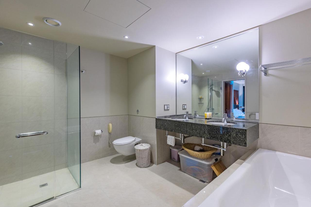 Pullman Residences Super Large Luxury Seaview Apartment Auckland