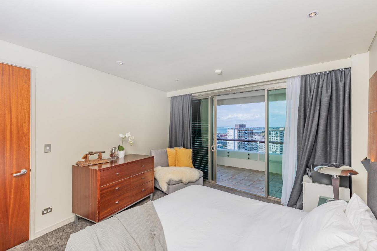 Pullman Residences Super Large Luxury Seaview Apartment Auckland