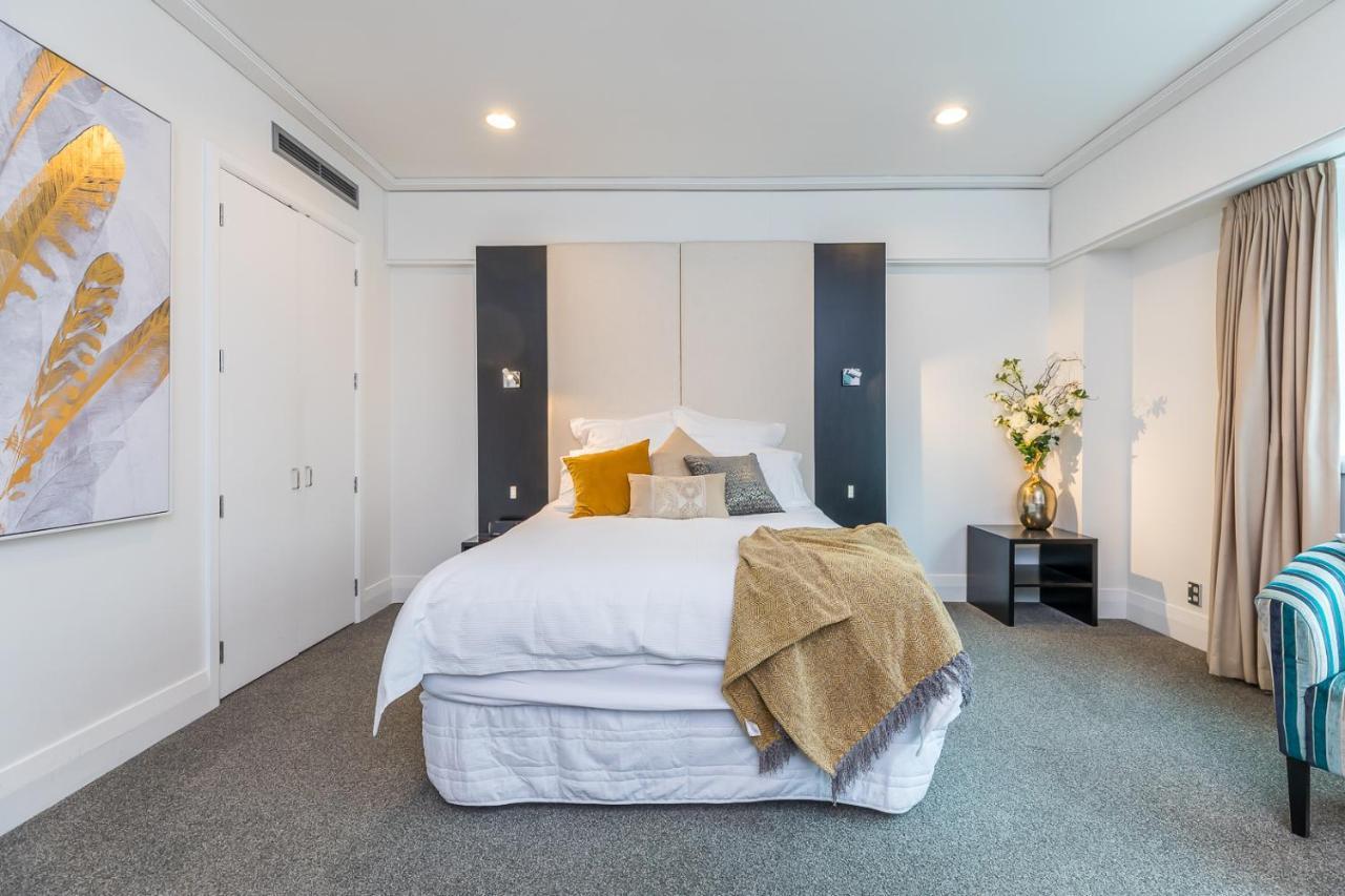 Quiet Newly Renovated Getaway Apartment Auckland