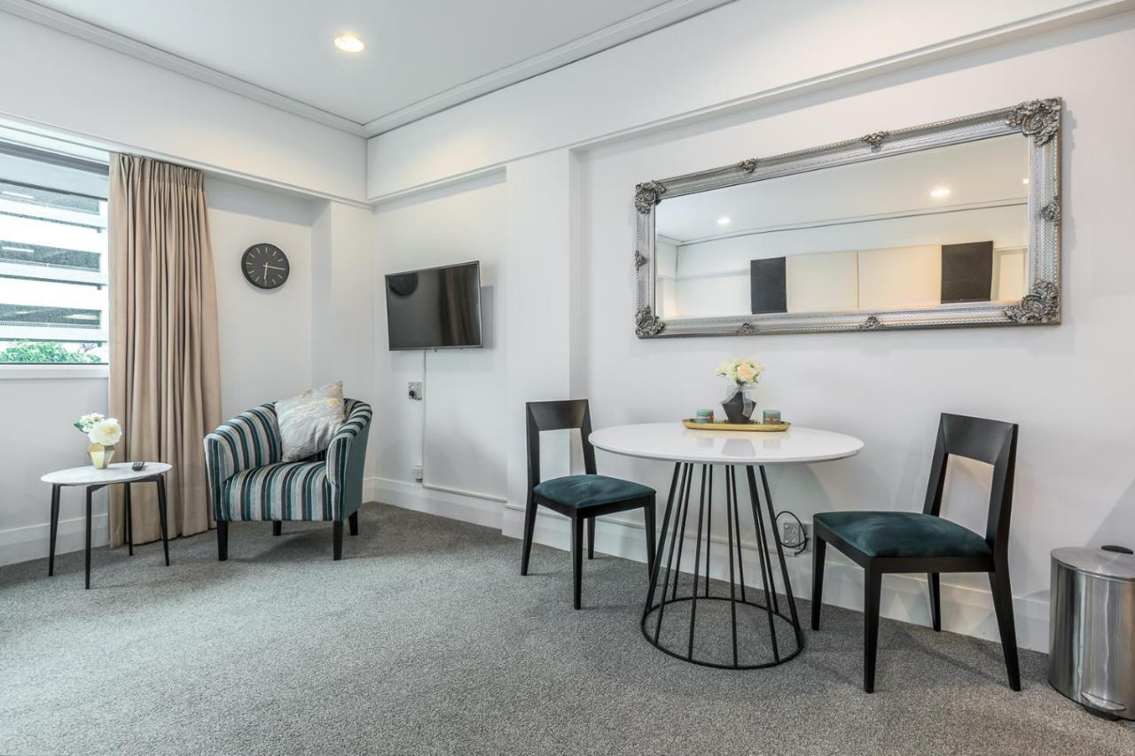 Quiet Newly Renovated Getaway Apartment Auckland