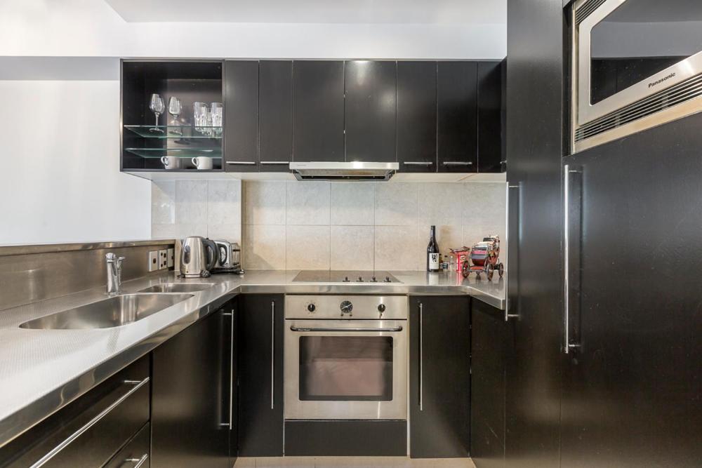 Apartment Corporate, Spacious Staycation - Sky Tower Views *