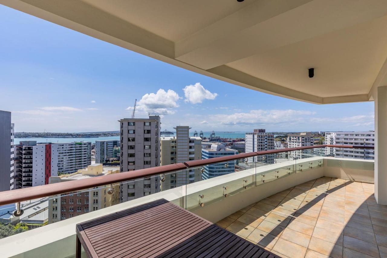 Pullman Residences Super Large Luxury Seaview Apartment Auckland