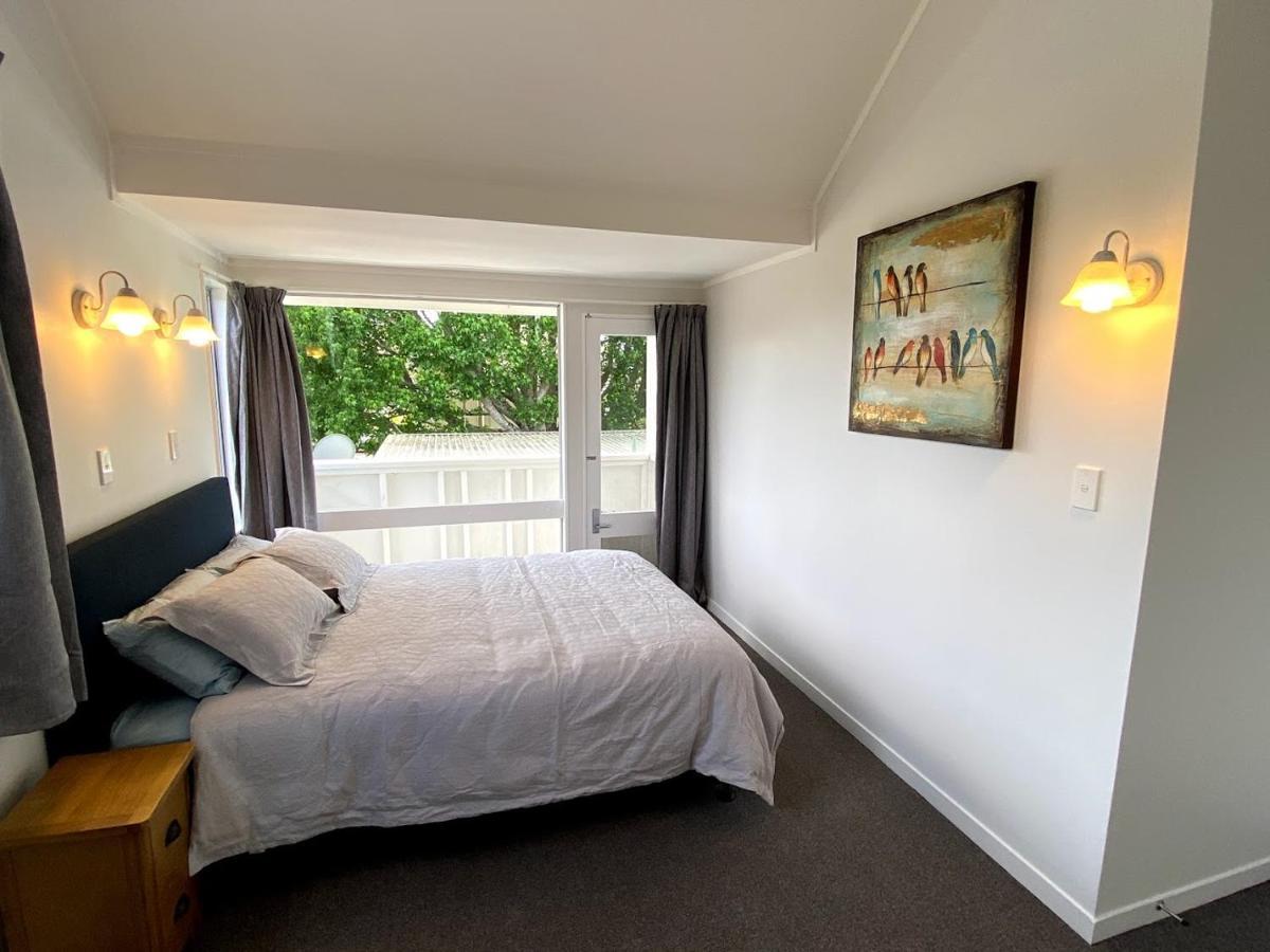 Chamberlain House - 3 Bedroom House By Manly *