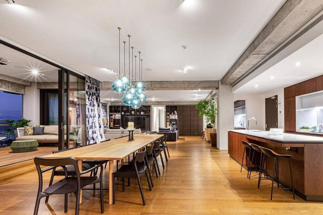 Skhy - Stunning Views Apartment