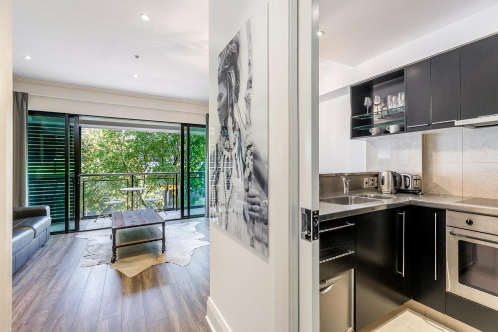 Apartment Corporate, Spacious Staycation - Sky Tower Views Auckland