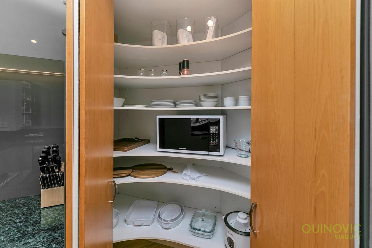 Qv Huge Penthouse With Waterview & Parking - 919 Apartment