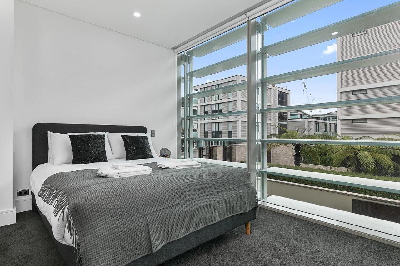 Qv Upscale Modern Viaduct With Parking - 965