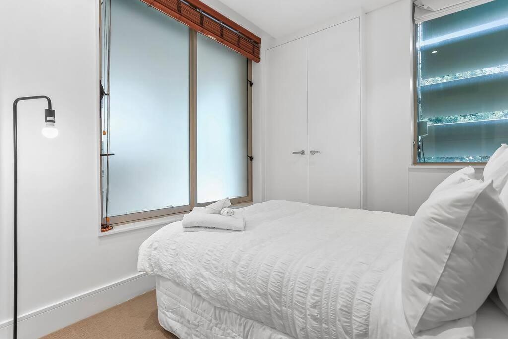 Apartment Elegant & Sunny Living With Stunning Marina Views Auckland