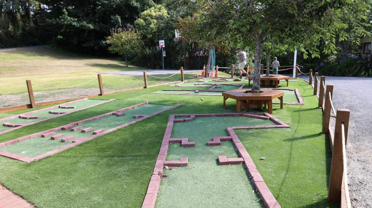 Orere Point 10 Holiday park 2*