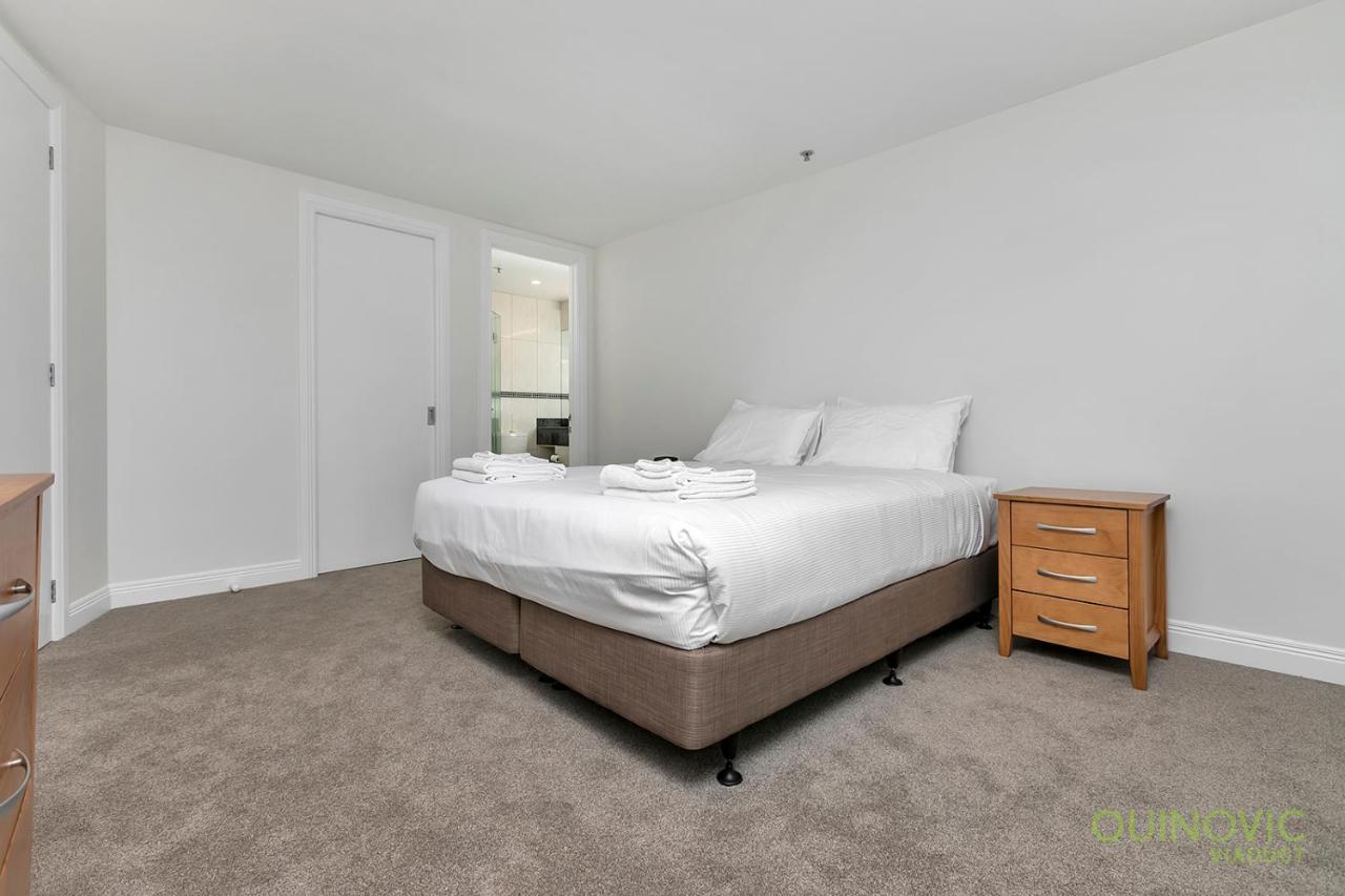 Qv Huge Penthouse With Waterview & Parking - 919 Apartment