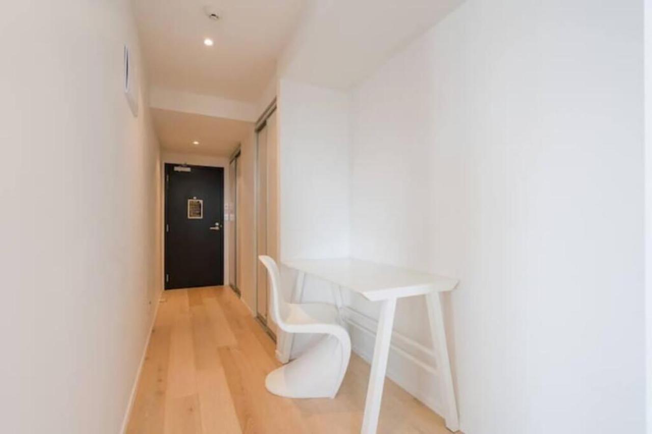 With Brilliant Views In Cbd *