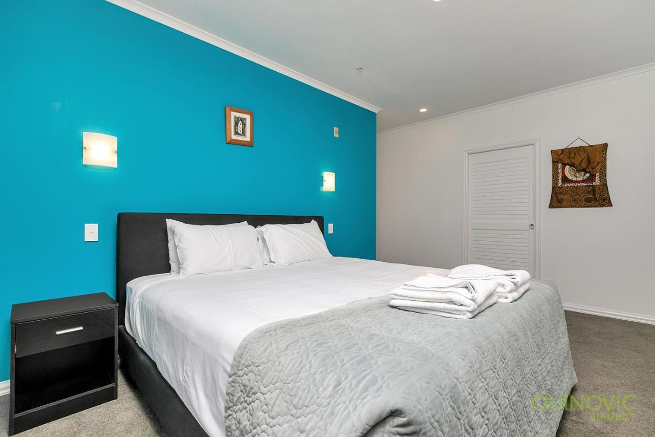 Qv Spacious Waterfront 2 Bedroom - 791 *