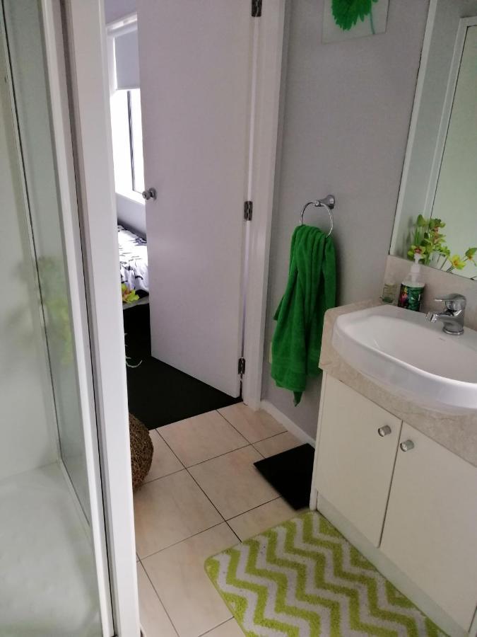 Double With Shared Bathroom Homestay *