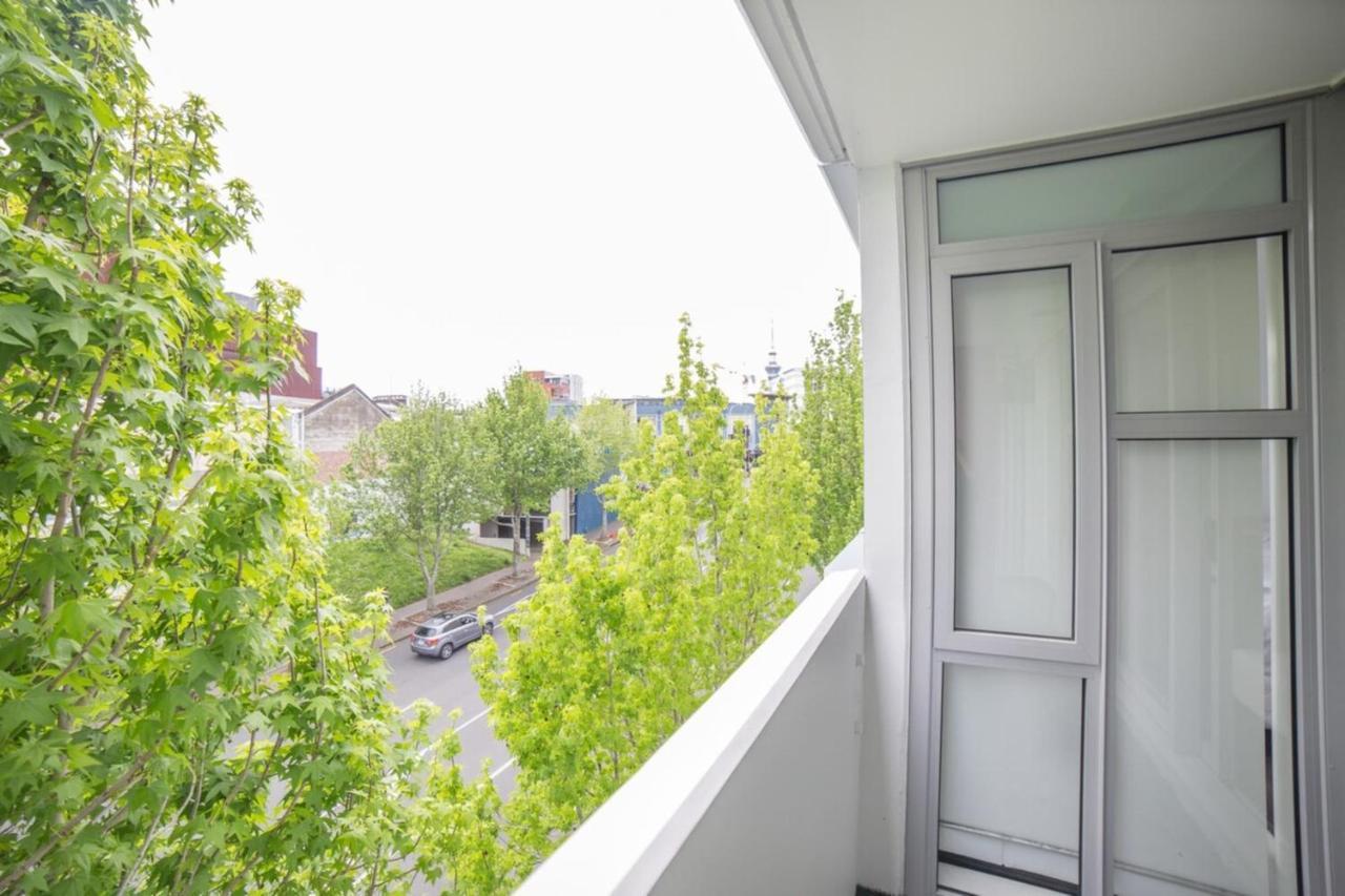 Modern 2 Bedroom In Cbd With Parking * Auckland